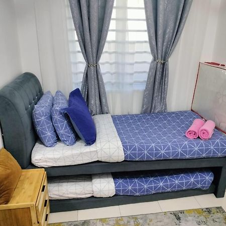 Fazlizasuite Homestay @ Teluk Kemang-Muslim Preferred Port Dickson Eksteriør bilde