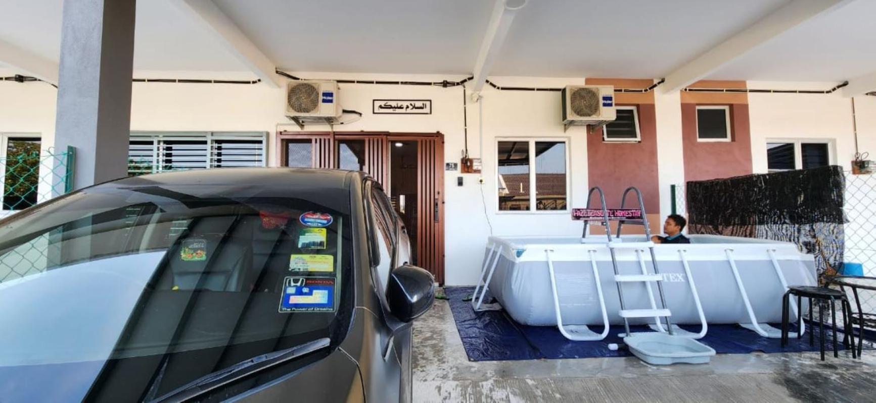 Fazlizasuite Homestay @ Teluk Kemang-Muslim Preferred Port Dickson Eksteriør bilde